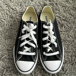 Converse Chuck Shoes (Youth)